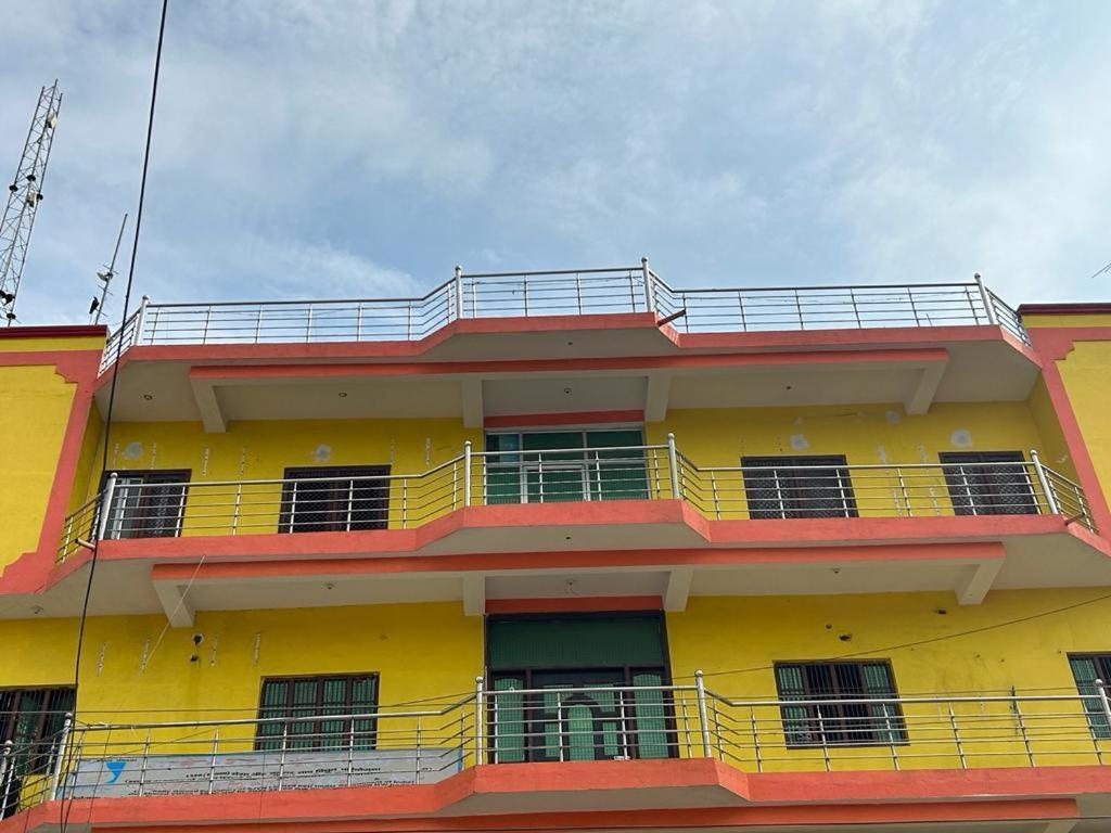 Hotel Shyam Inn Buxar Buitenkant foto